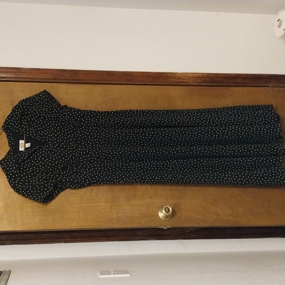 Gorgeous TALBOTS Black with cream polka dot midi dress w/ ruching at waist,sz14